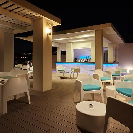 Las Arenas Suites Hotel 4*