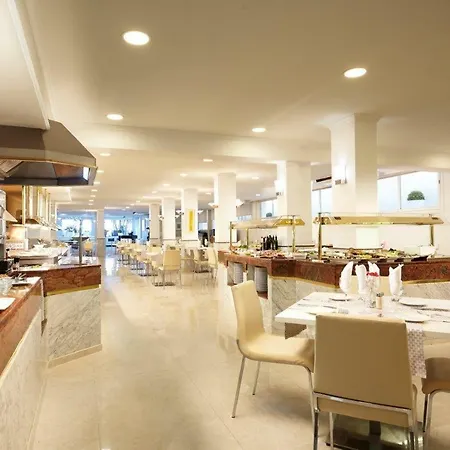 Hotel Las Arenas Suites