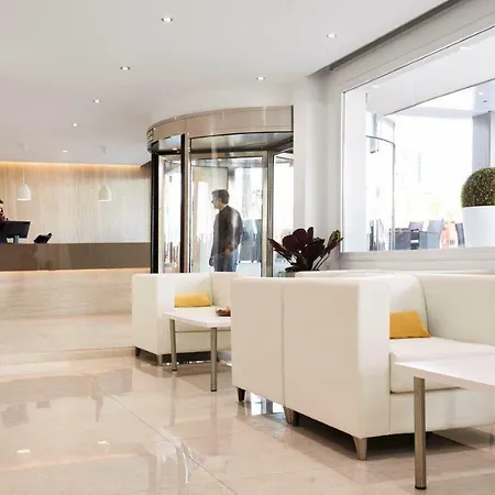 Hotel Las Arenas Suites 4*